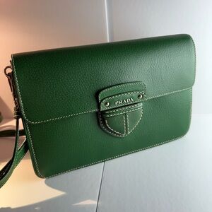 Prada Green Leather Women's Bag